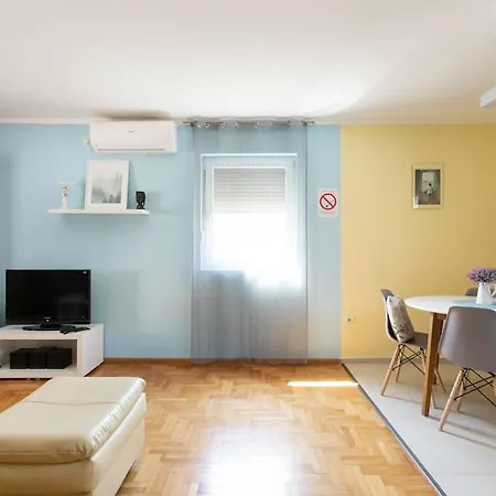 Ferienwohnung Charlie&Blueberries Belgrad Exterior foto