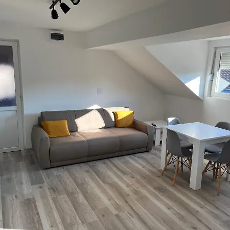Ferienwohnung Charlie&Blueberries Belgrad Exterior foto